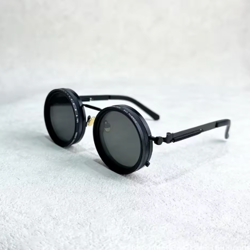 🕶️ Adjustable Tint Retro Sunglasses – Το μέλλον των γυαλιών ηλίου είναι εδώ.