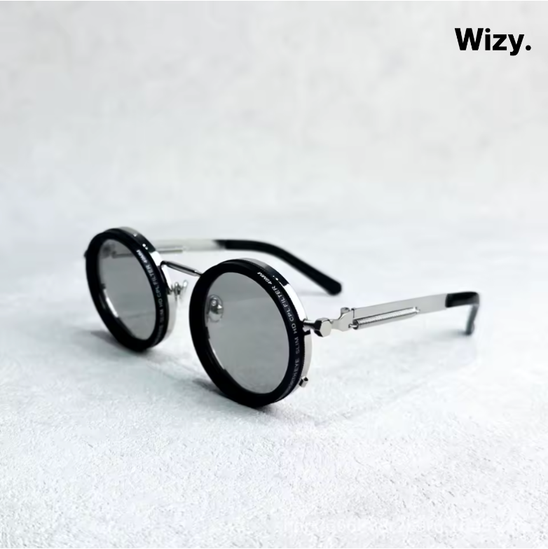 🕶️ Adjustable Tint Retro Sunglasses – Το μέλλον των γυαλιών ηλίου είναι εδώ.